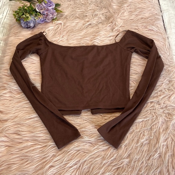 Naked Wardrobe Brown Ribbed Crop Long Sleeve Slit Top sz M - Picture 9 of 9